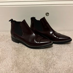 Patent burgundy Alexander McQueen Chelsea Boots